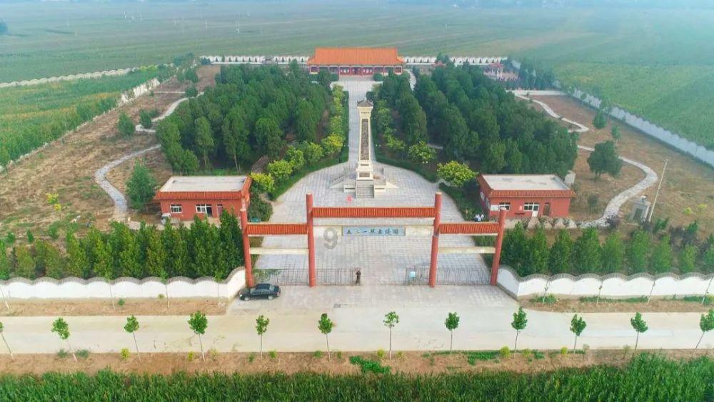 泰国网红分享一夫八妻生活，犹如古代皇帝后宫，还有女生待加入